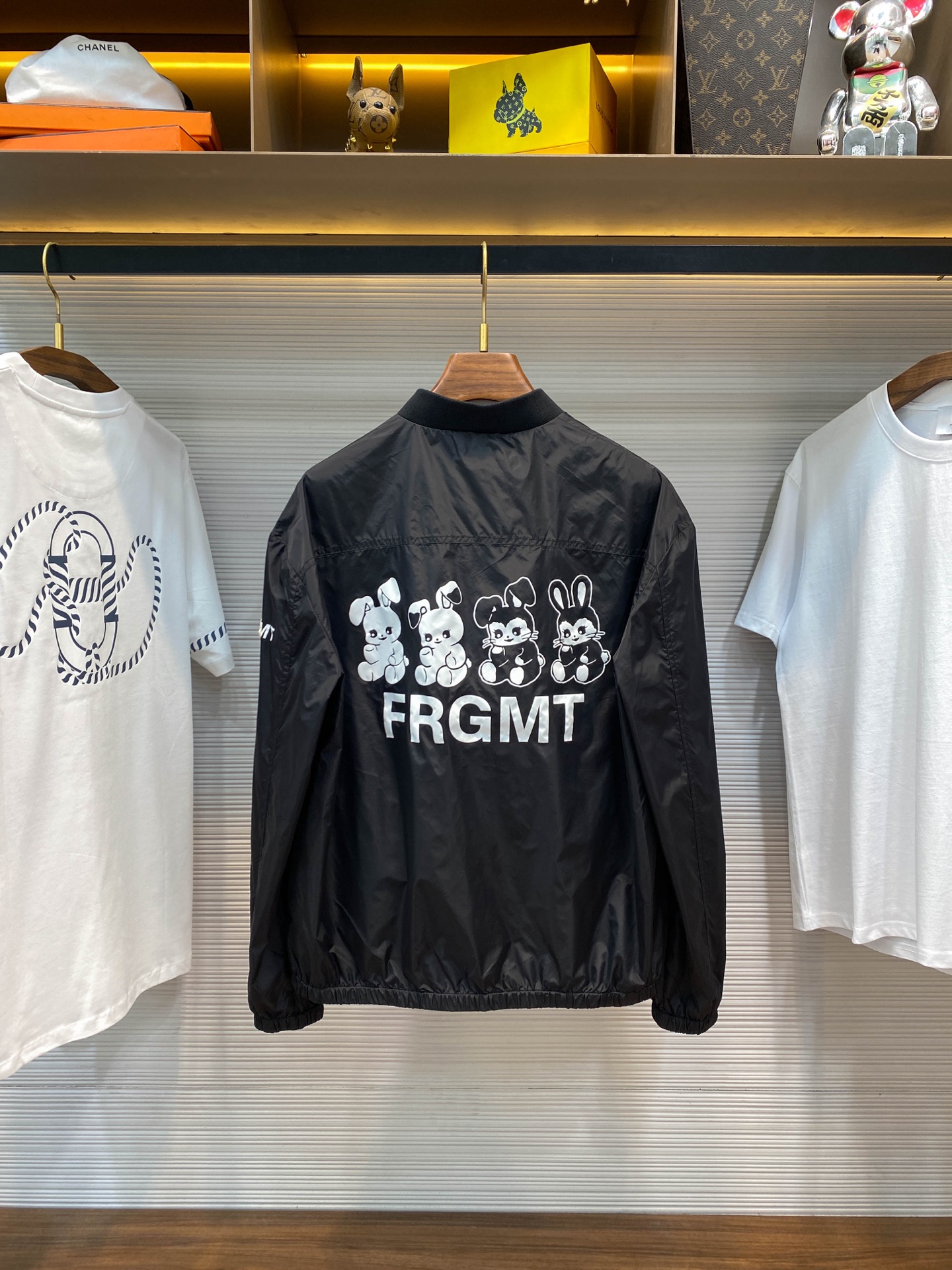T 몽ㅋ레르 x 프라그먼트 오스트리아 봄버 자켓